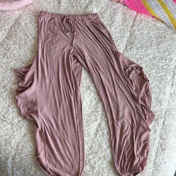 Free People | Pants & Jumpsuits | Free People Pink Ruffle Pants | Poshmark